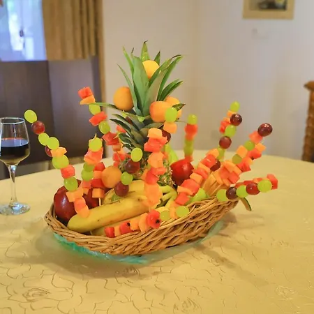 아파트 Oeneus Racic